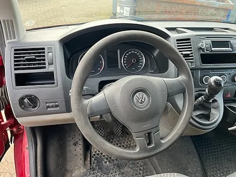 Volkswagen Transporter 2011 photo 4