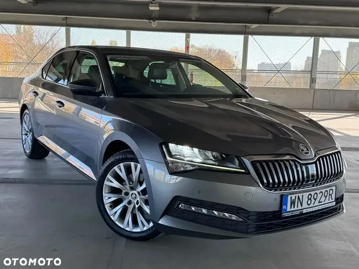 Skoda Superb 2022 photo 2