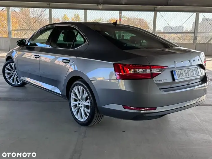 Skoda Superb 2022 photo 4