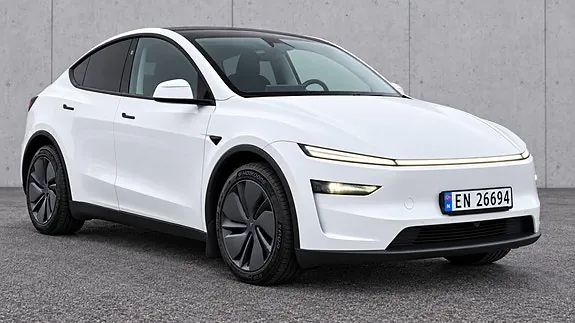 Tesla Model Y 2025 photo 3