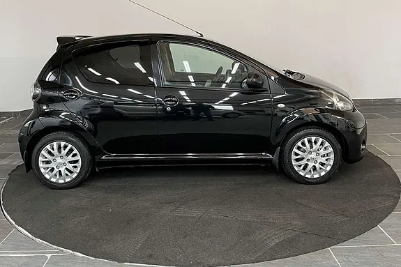 Toyota Aygo 2013 photo 5