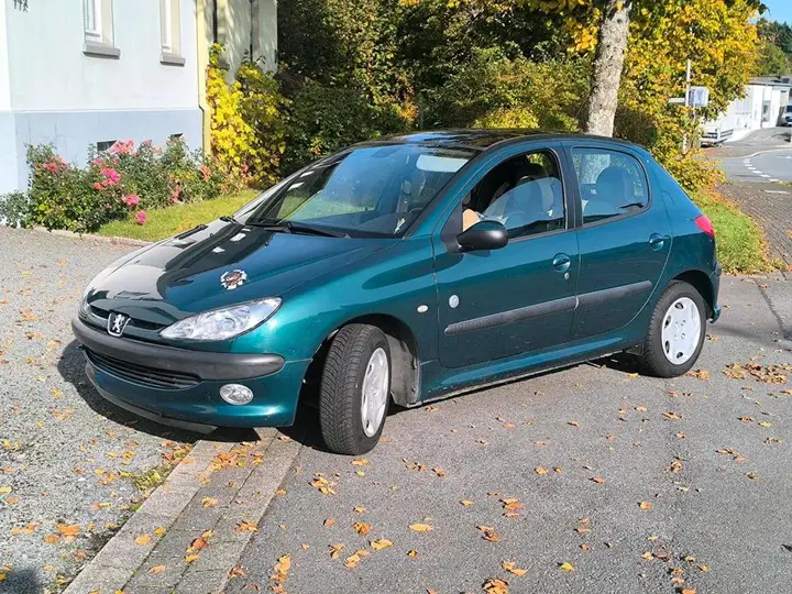 Peugeot 206