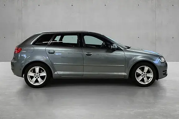 Audi A3 2012 photo 3