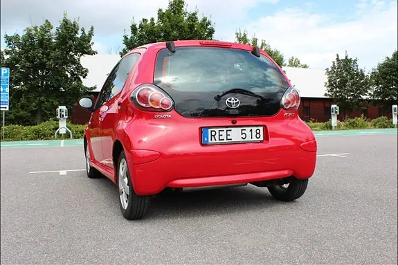 Toyota Aygo 2011 photo 2