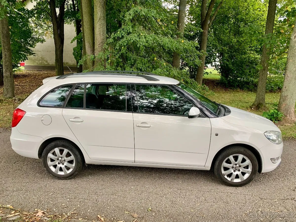Skoda Fabia 2014 photo 4