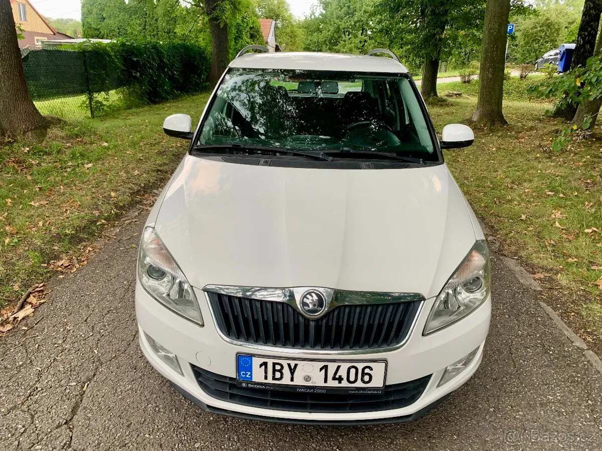Skoda Fabia 2014 photo 2