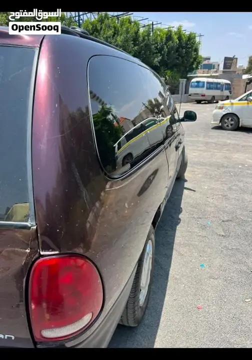 Dodge Caravan 1997 photo 3