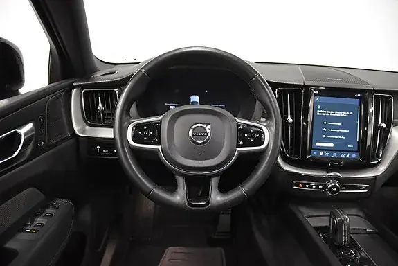 Volvo Xc60 2022 photo 2