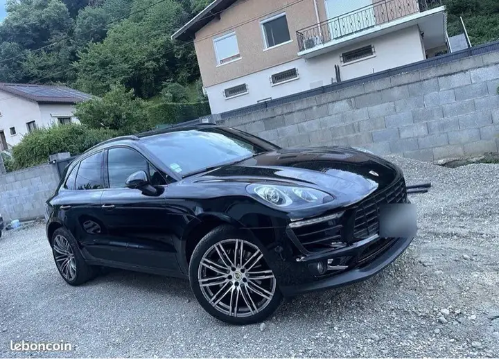Porsche Macan 2017 photo 2