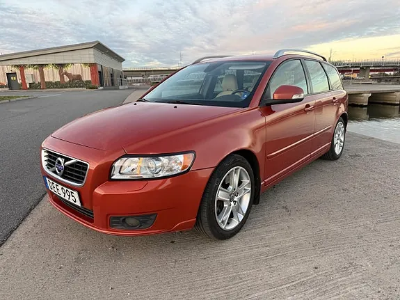Volvo V50 2011 photo 3