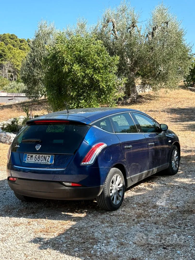 Lancia Delta 2012 photo 4
