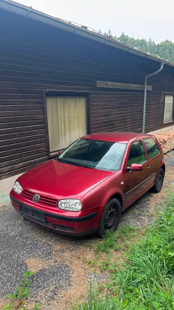 Volkswagen Golf 1998 photo 2