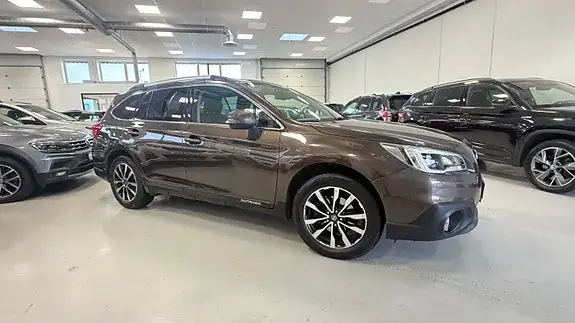 Subaru Outback 2017 photo 3