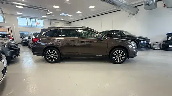 Subaru Outback 2017 photo 5