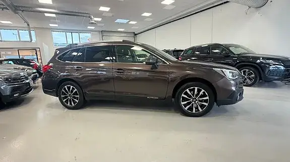 Subaru Outback 2017 photo 4