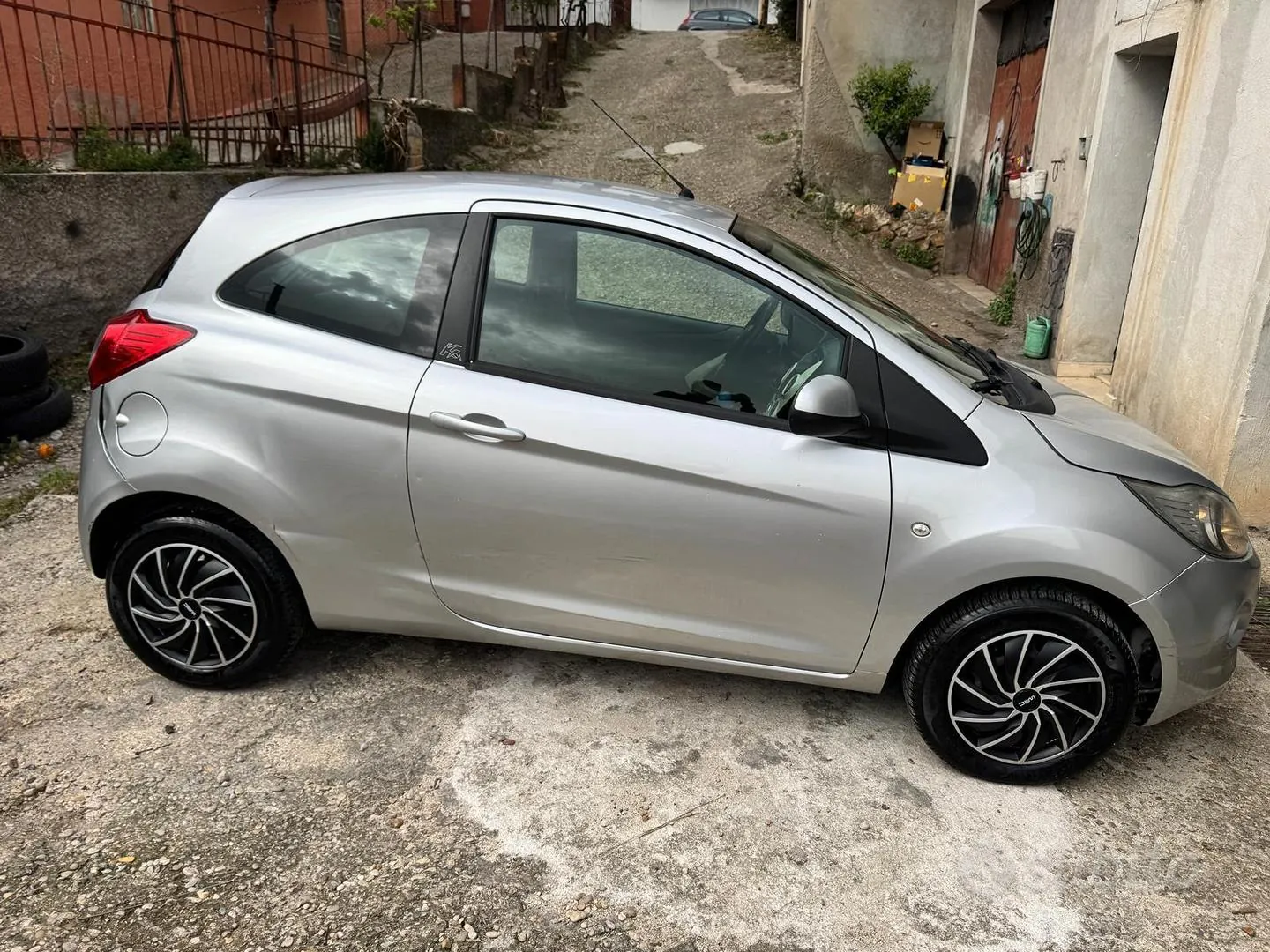 Ford Ka 2012 photo 2