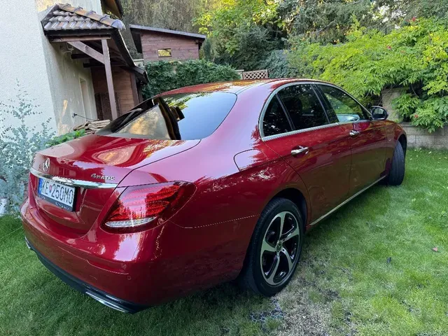 Mercedes-Benz E-Class 2019 photo 4