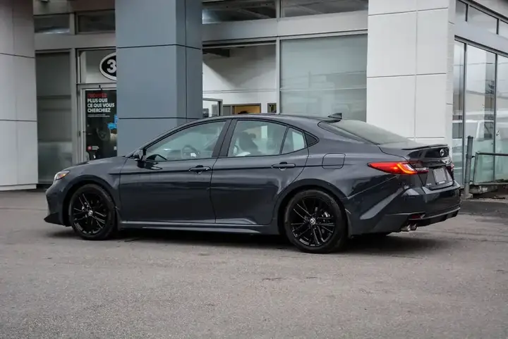 Toyota Camry 2026 photo 4