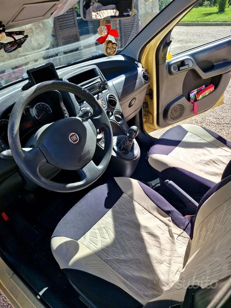 Fiat Panda 2011 photo 4