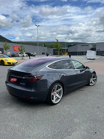 Tesla Model 3 2019 photo 5