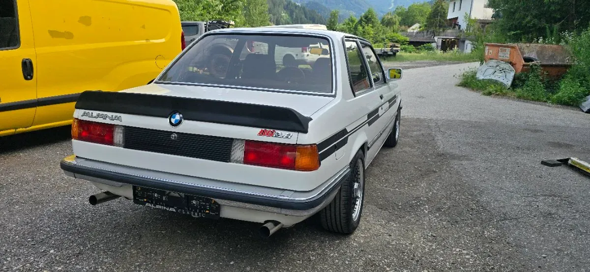 BMW 3 Series 1982 photo 3