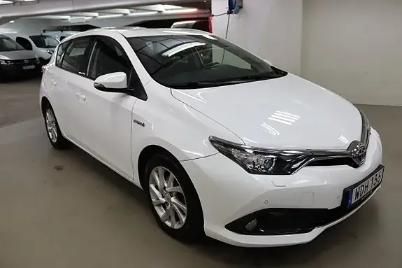 Toyota Auris 2018 photo 4
