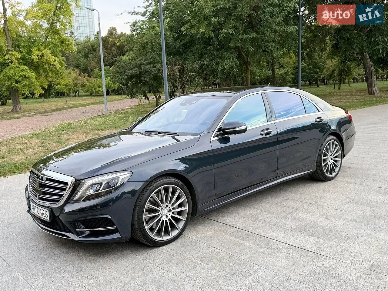 Mercedes-Benz S-Class 2013 photo 5