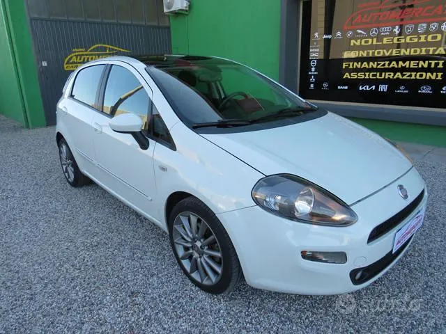 Fiat Punto 2012 photo 2