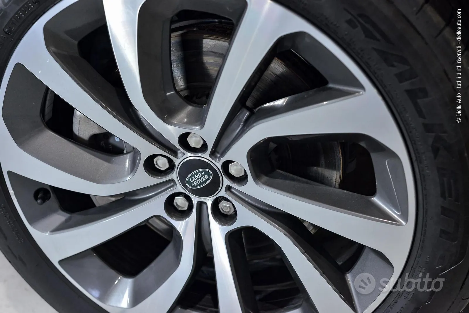 Land Rover Discovery Sport 2022 photo 5
