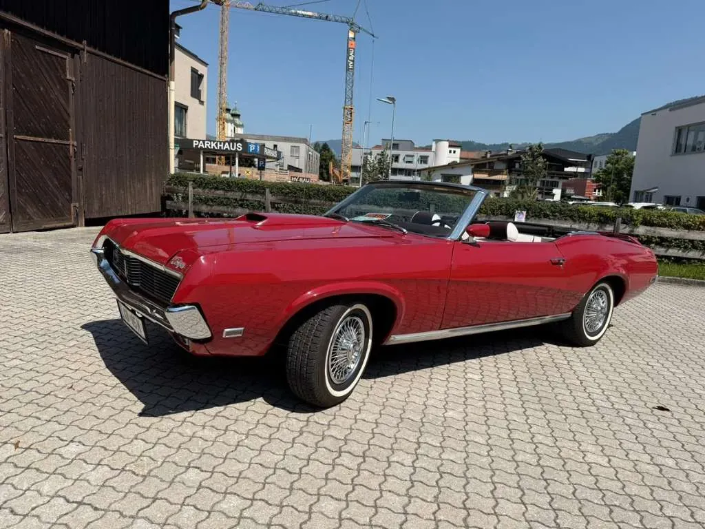 Mercury Cougar