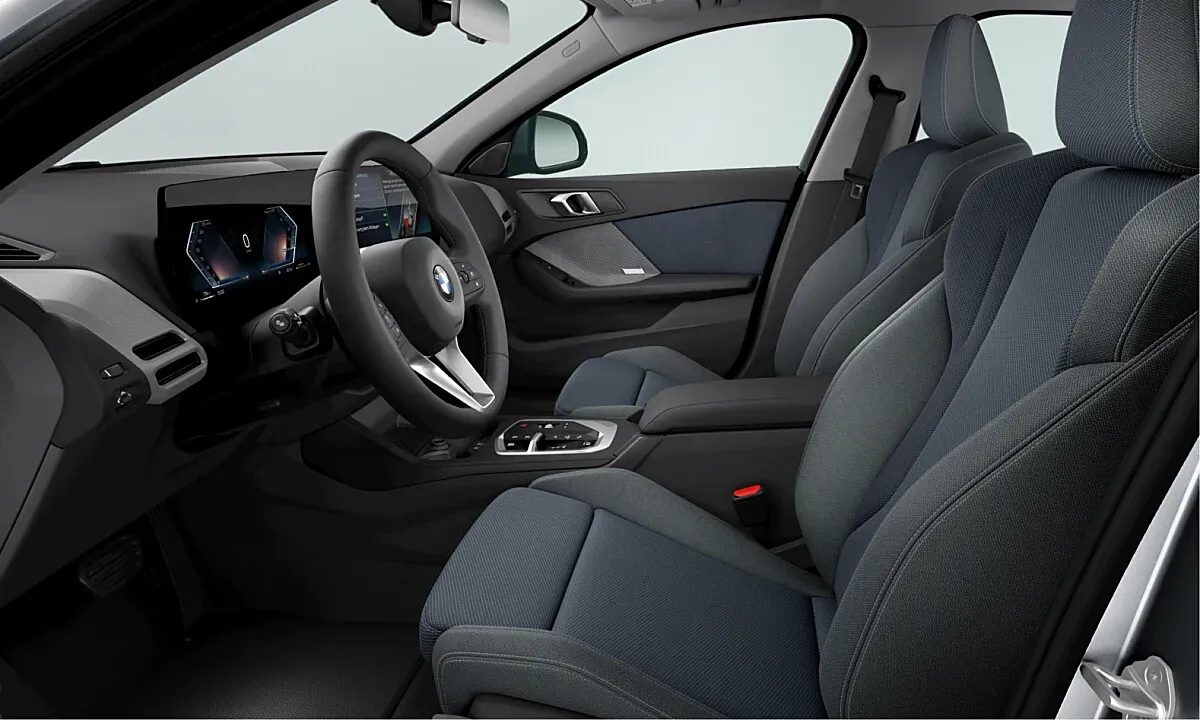 BMW 1 Series 2025 photo 3
