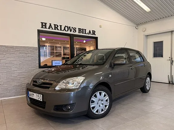 Toyota Corolla 2004 photo 2