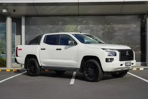 Mitsubishi Triton