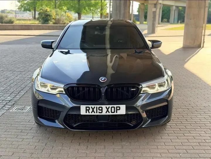 BMW M5 2019 photo 4