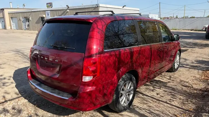 Dodge Grand Caravan 2015 photo 5