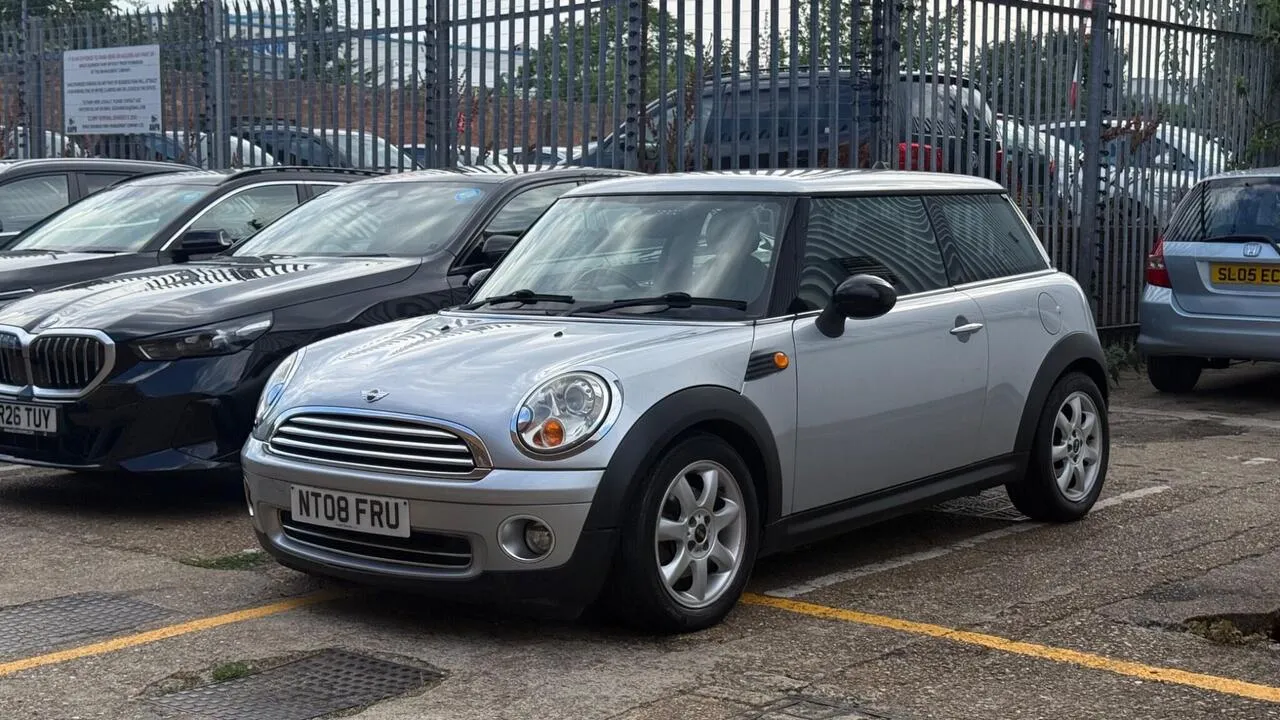 Mini Hatch
