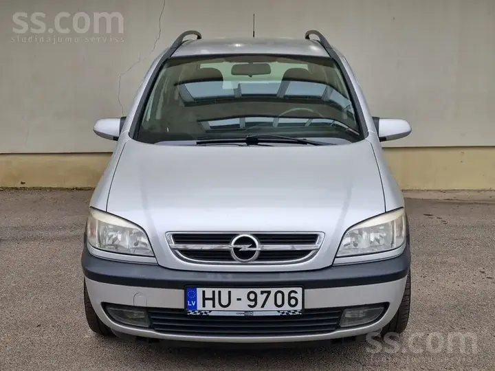 Opel Zafira 2003 photo 2