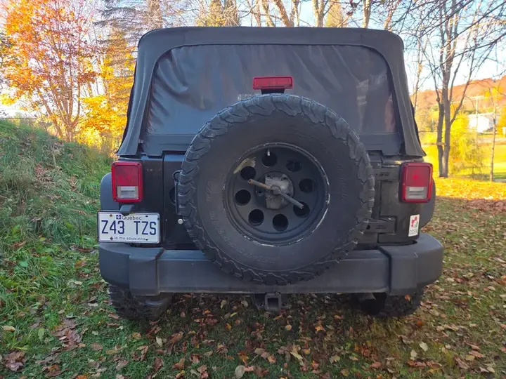 Jeep Wrangler 2012 photo 4