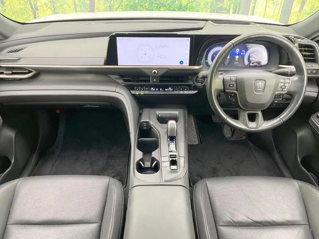 Toyota Crown Crossover