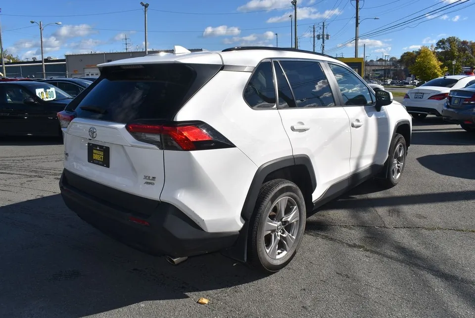 Toyota Rav4 2022 photo 4