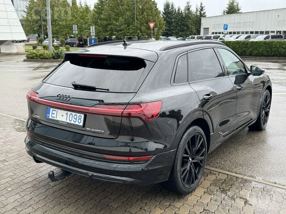 Audi E-Tron 2019 photo 4