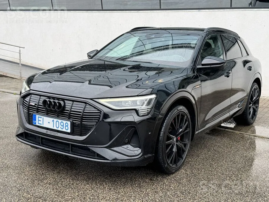 Audi E-Tron