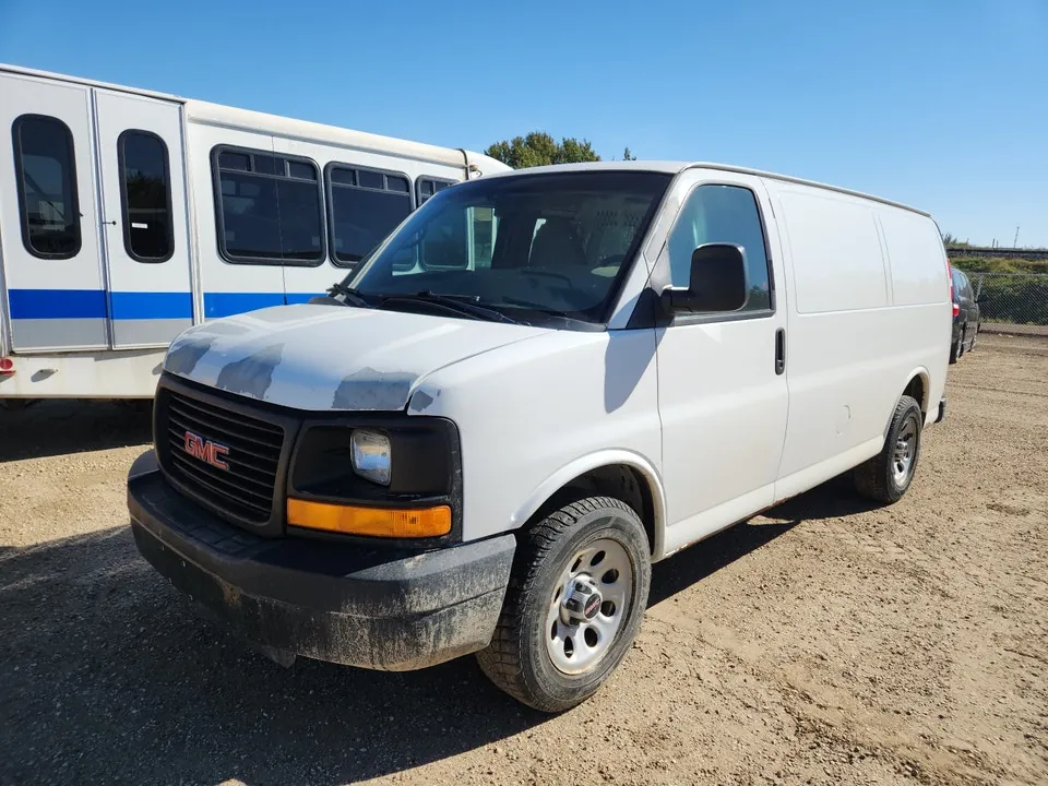 GMC Savana