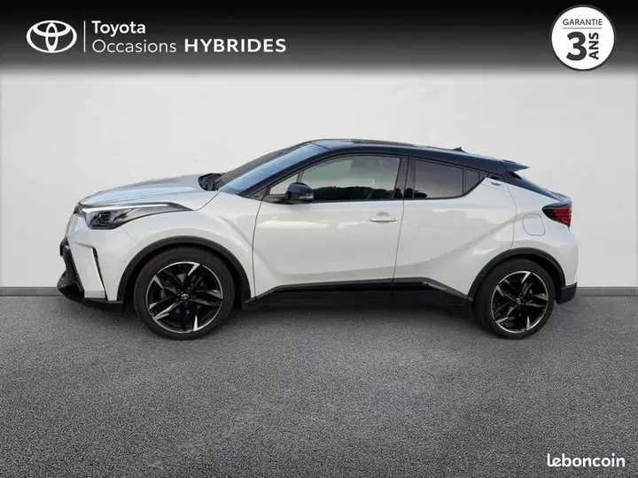 Toyota C-Hr 2023 photo 3