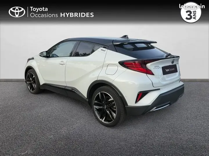 Toyota C-Hr 2023 photo 2