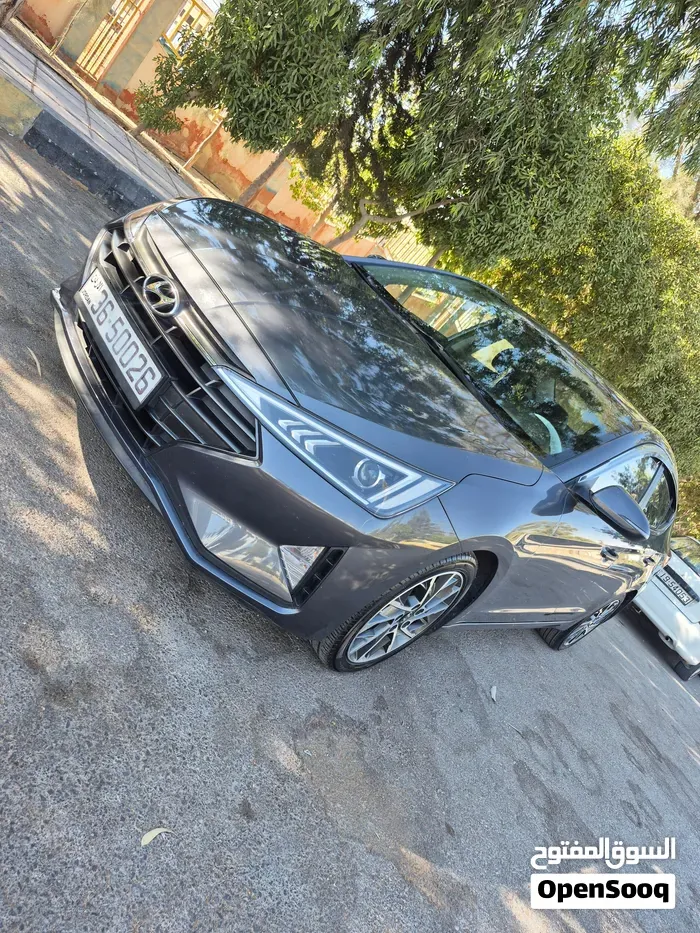 Hyundai Avante