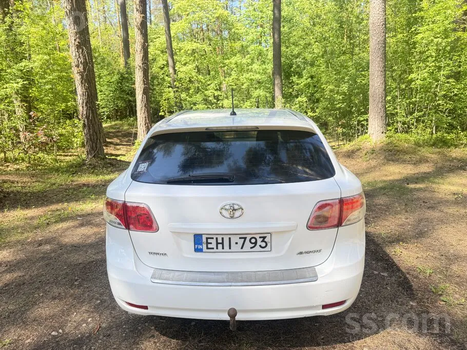 Toyota Avensis 2009 photo 3