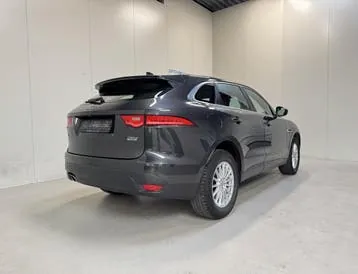 Jaguar F-Pace 2017 photo 3
