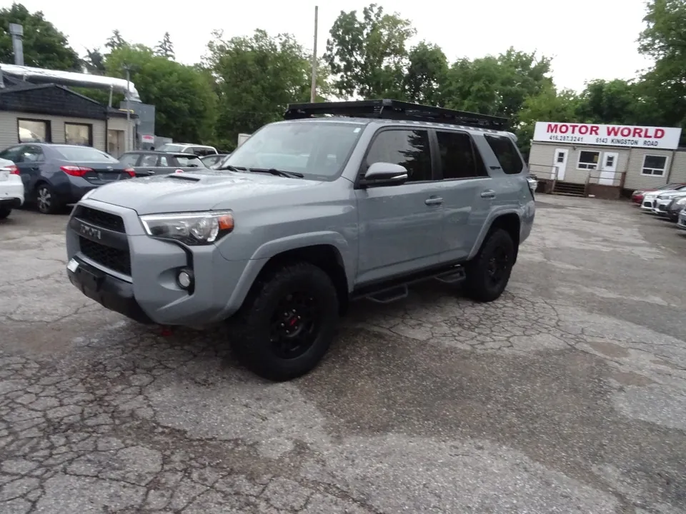 Toyota 4Runner 2017 photo 2