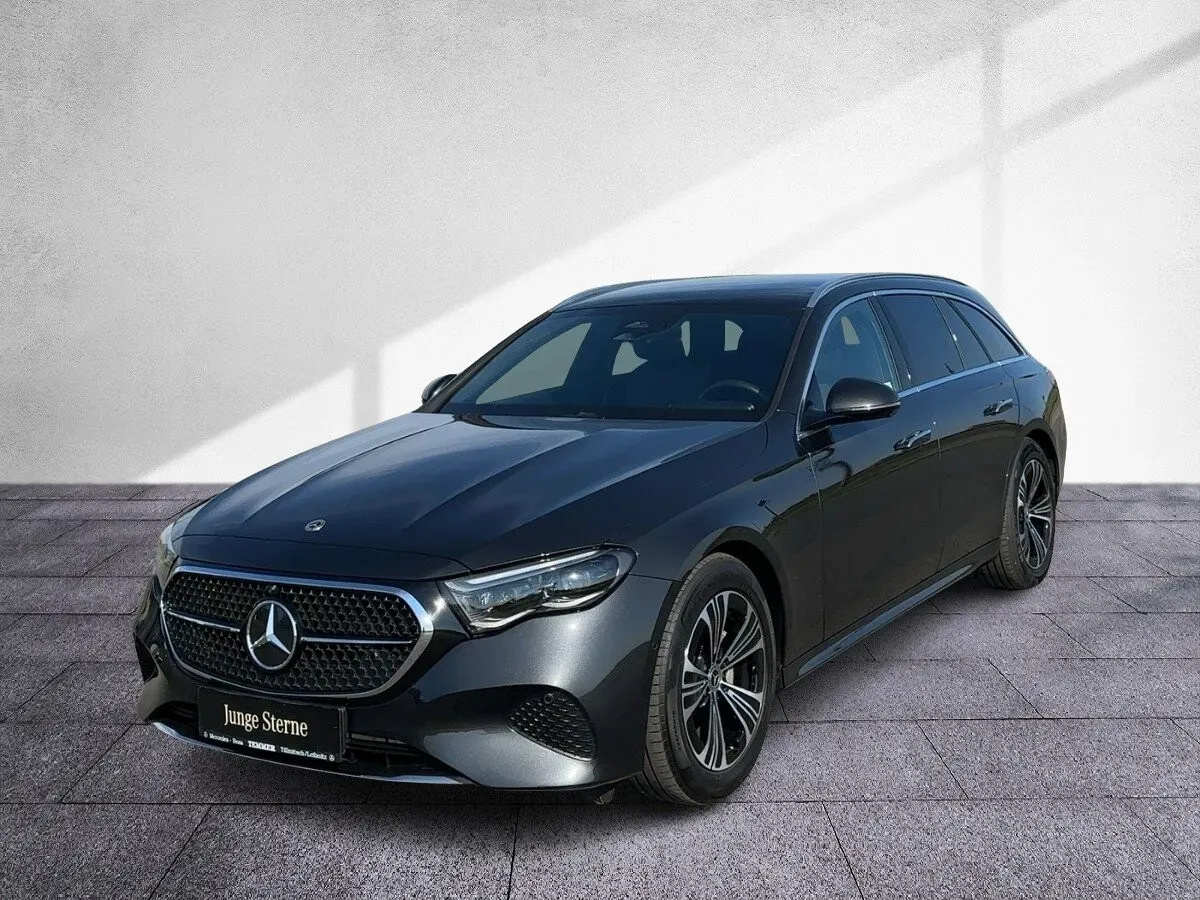 Mercedes-Benz E-Class 2025 photo 2